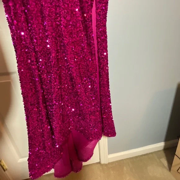Sherri Hill One Shoulder Sequin Prom Dress. MODEL IN PICTURES.